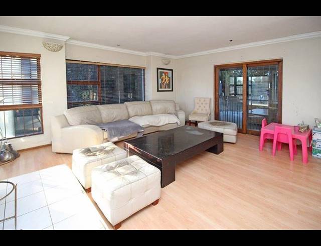 4 BEDROOM HOUSE FOR SALE IN DOWERGLEN